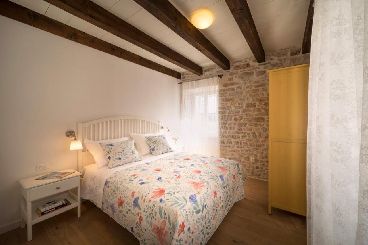Villa Mulberry Stonehouse à Primošten Extérieur photo