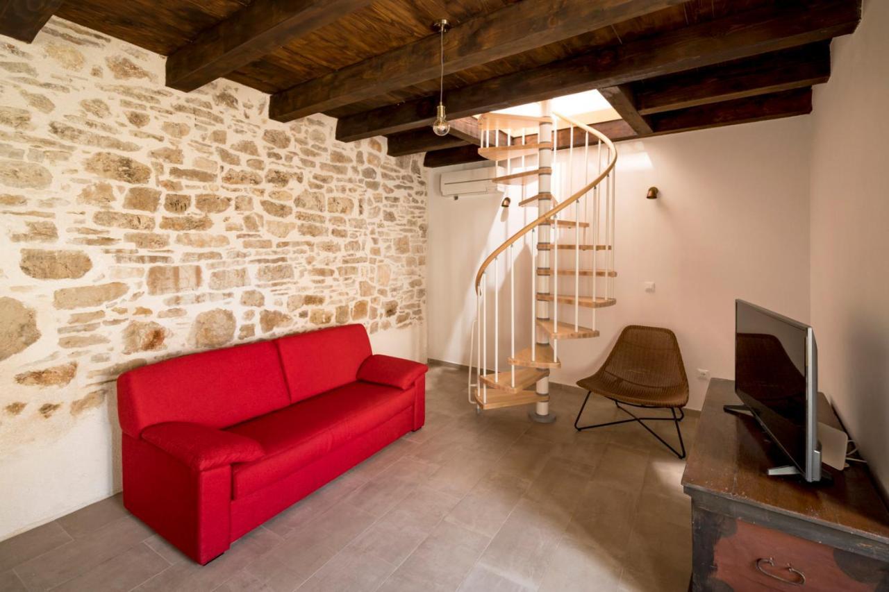 Villa Mulberry Stonehouse à Primošten Extérieur photo